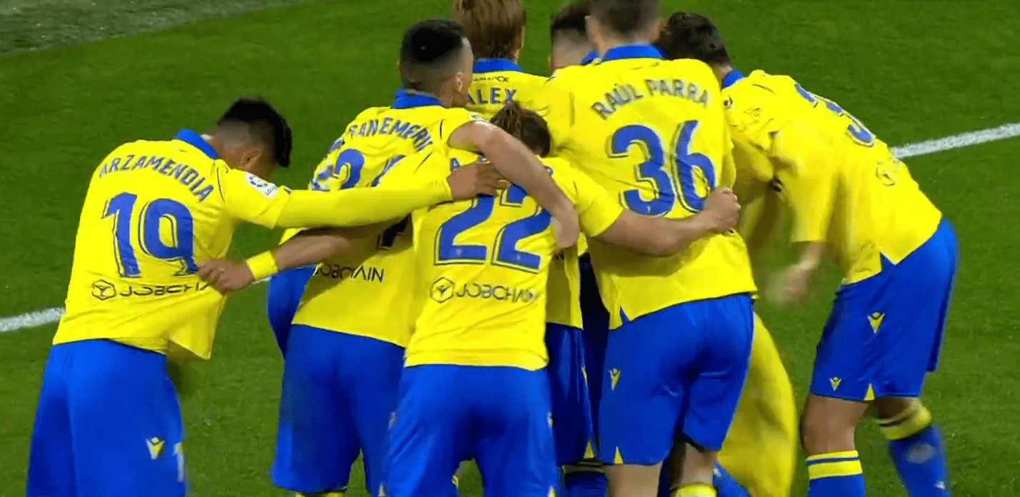 江汉猛虎队读秒绝平江南猛虎队，摔跤联赛上演耐力碾压对手！冲刺阶段不容有失的简单介绍