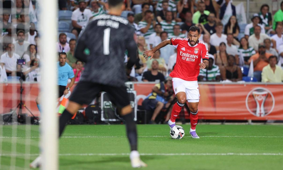  欧联赛程吃紧，本菲卡清晨迎来里程碑，目标明确，身体对抗强度拉满