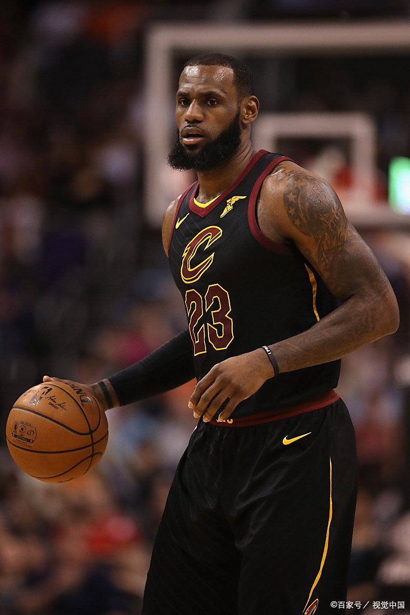 TIANBO-关于詹姆斯迎来二十赛季高光表现，塞尔维亚队球迷沸腾！的信息