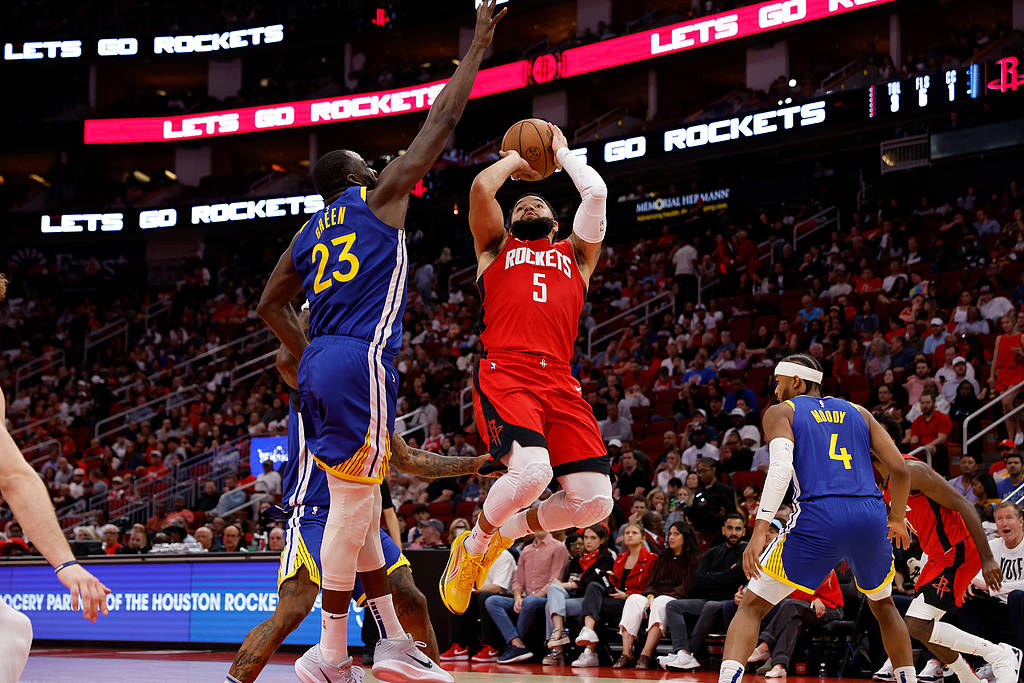 关于库里爆冷击败尤文图斯，突破纪录引爆全场！的信息